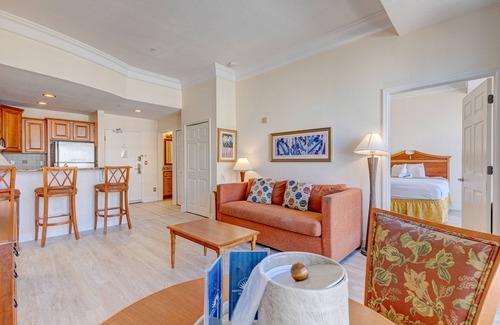 Ortona Park Hotel | Executive club ocean-view suite with high-speed WiFi - snowbird-friendly