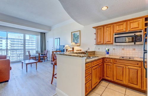 Ortona Park Hotel | Executive club ocean-view suite with high-speed WiFi - snowbird-friendly