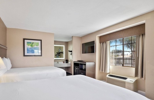 Milpitas Hotel | Executive Inn Hotel