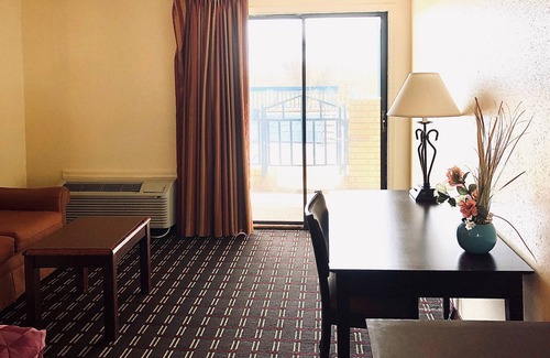 Prescott Hotel | Executive Inn & Suites