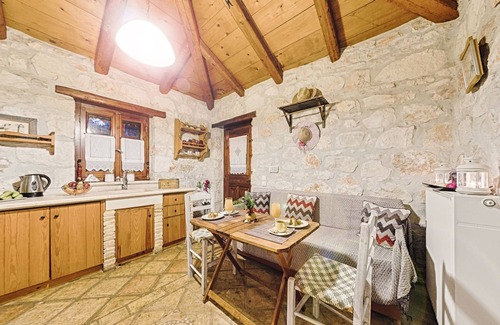 Skinaria House | Executive Suite - 2 Bedroom Maisonette - Sea View