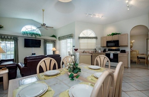 Sunridge Woods Villa | Executive waterfront 4 bed 3 bath, south facing private pool and covered lanai