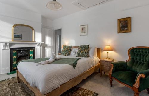 Exeter House | Exeter Station House - Short Stays UK Ltd