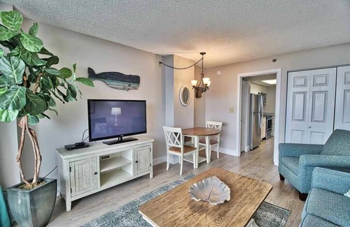 Litchfield by the Sea Condo | EXHALE -Oceanfront 1BR Condo-Litchfield by the Sea