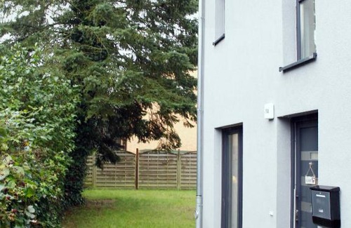 Lurup Apartment | Exklusives Ferienhaus Hamburg West!