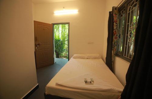 Kuilapalayam House | Exotic Garden Homestay