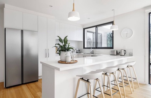 Blairgowrie Villa | Expansive Beachside Luxury at Roman On Reeves