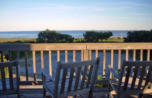 Wrightsville Beach House | Expansive Oceanfront Cottage with Blockade Runner Beach Resort Amenity Access