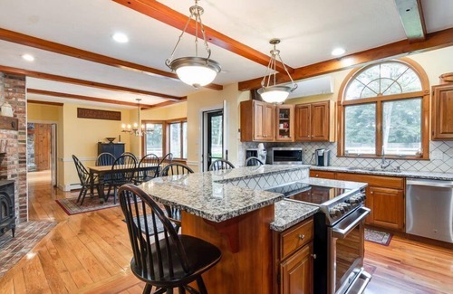 Sandwich House | Expansive Sandwich Retreat With Heated Pool, Volley Ball Court RPAM063