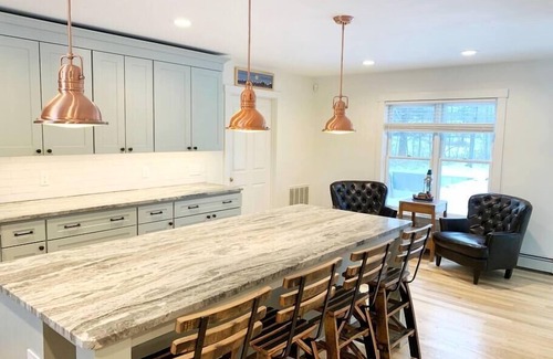 Stowe Area House | Expansive Stowe home, amazing location and hot tub