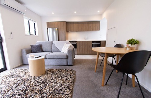 Christchurch City Centre House | Experience all the entertainment Christchurch Has to offer