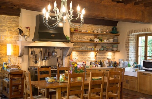 Chassey-le-Camp House | Experience Burgundy !