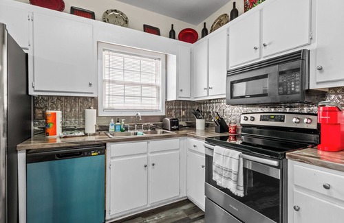 Tuscaloosa House | Experience Comfort at Banks's Brook House