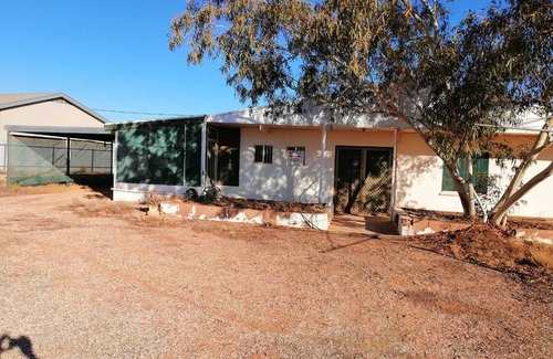 Coober Pedy House | Experience Coober Pedy like a local!