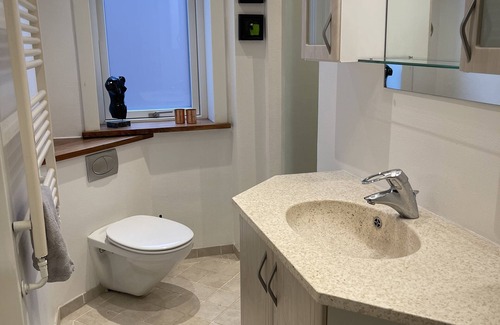 Herning Condo | Experience Herning from our central bel apartment