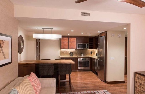 Waikiki Resort | Experience Island Luxury at The Grand Islander by Hilton Grand Vacations -1 Bd.