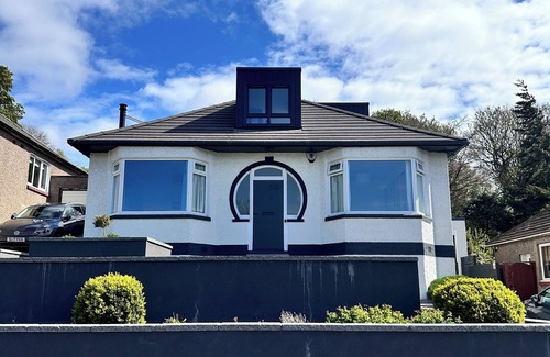 Ellemford House | Experience Luxury: Stunning 5-Bed Airbnb in the Heart of Enchanting Edinburgh