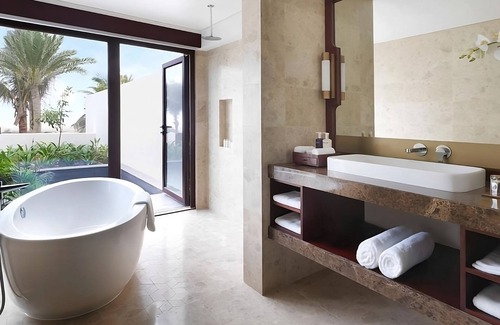 Salalah Hotel | Experience Luxury Living in Beach Resort! Plunge Pool & Sundeck, Spa Facility!