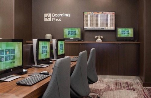 Parkrose House | Experience Oregon from our Portland Room