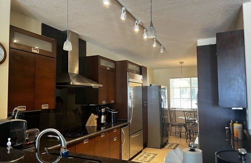 Rock Harbor Condo | EXPERIENCE OUR UNIQUE OCEAN VIEW RESORT STYLE PROPERTY LOCATED IN KEY LARGO!