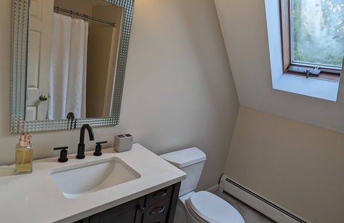 West Barnstable House | Experience Serene Nostalgia at Sadie's Place: A Charming West Barnstable Retrea