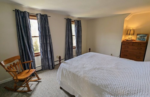 West Barnstable House | Experience Serene Nostalgia at Sadie's Place: A Charming West Barnstable Retrea