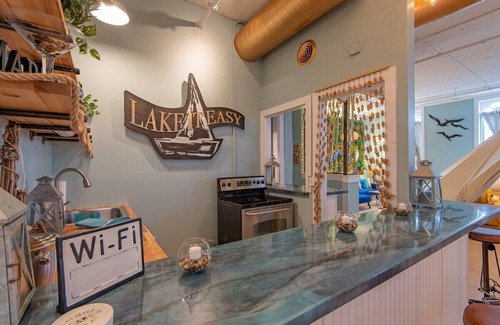 Lake Geneva Apartment | Experience Stay at the Glamping Loft Lake Geneva |Group Stays |Stylish Tent Suites |Kitchen & Bar