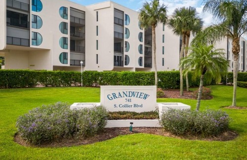 Marco Island Condo | Experience the BEST of Marco Island! 2 BEDROOM w 3 BEDS 2 BATH -Beach Access!