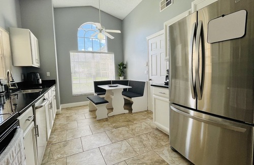 Kissimmee House | Experience the Magic of Disney at Our Stunning Vacation home in Kissimmee!
