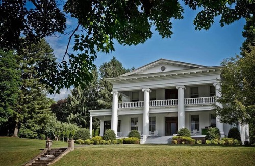 Tazewell House | Experience the spacious Mary May Room at the historic Litz Mansion in Tazewell, VA