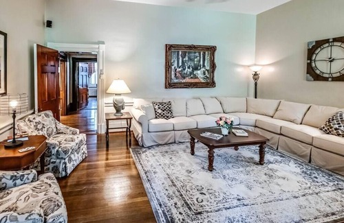 Tazewell House | Experience the spacious Mary May Room at the historic Litz Mansion in Tazewell, VA