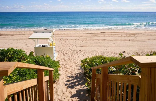 Hillsboro Beach House | Experience the Splendors the Beachfront Property Has to Offer! Beach Access