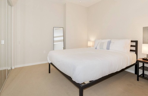 Crossroads Arts District Condo | Experience Unparalleled Comfort: An Oasis within Reach of Bustling Nightlife 218