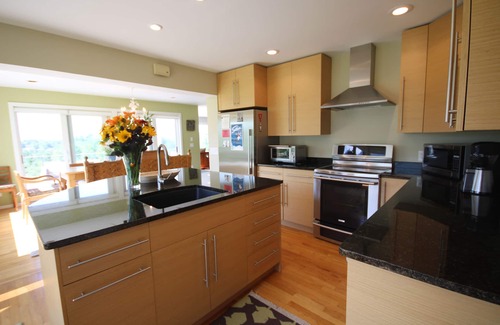 Stowe Hollow House | Experience Vermont in a Breathtaking Setting