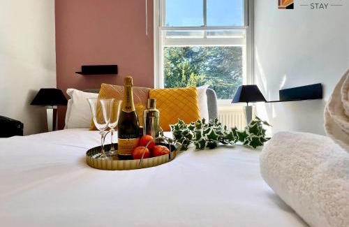 Cambridge City Centre Apartment | Expert Stays 2 BR Super Central Cambridge