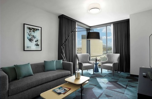 Downtown Las Vegas Hotel | Explore Las Vegas Strip! Three Comfortable Units, Swimming Pool, Prime Location!