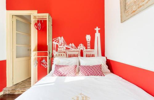 Se Apartment | Explore Lisbon from an Artistic Alfama Home