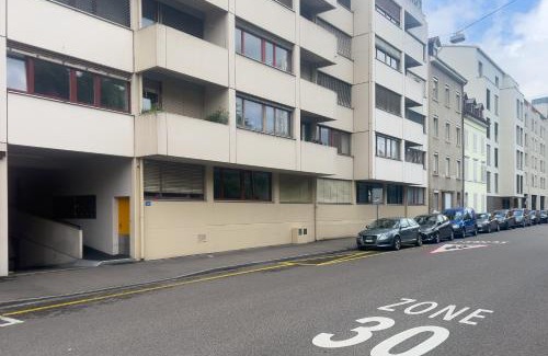 Basel City Centre Apartment | EXPO-Basel-CH Apt, Amazon Prime Video, WiFi, Coffee & Tee, Popcorn, Kitchen