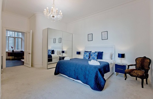 Abingdon Apartment | Exquisite 6 bedroom flat South Kensington