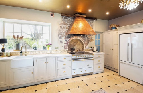 Westleigh House | Exquisite Country House, Sleeps 11 And Dog Friendly, North Devon