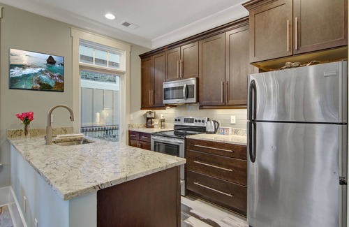 Mount Pleasant House | Exquisite escape with lake views, second-floor deck & sunroom - dog-friendly