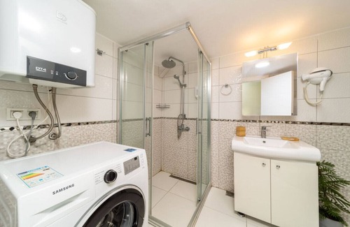 Kaleici Apartment | Exquisite Flat with Sea View Near Hadrian Gate