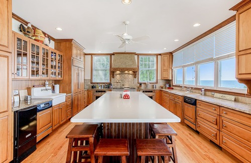 New Buffalo House | Exquisite lakefront home with firepit, fast WiFi, central AC, piano, games & W/D