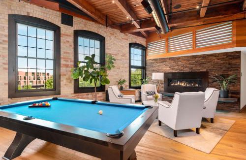 Traverse City Apartment | Exquisite One-of-a-Kind 3BDR Penthouse Condo in Downtown TC
