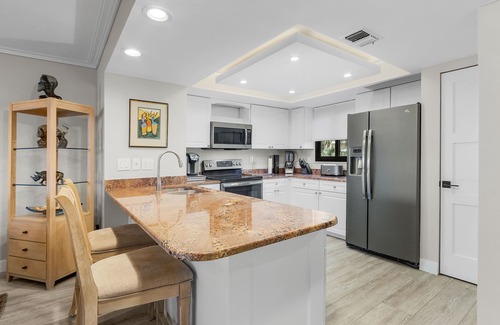 Punta Rassa Condo | Exquisite Paradise with Amazing Oceanfront Views