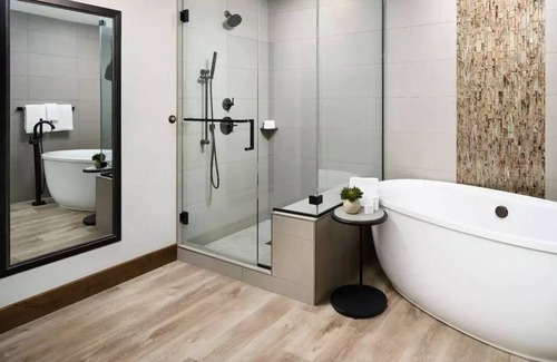 The Highlands House | Exquisite Upscale Oasis · Ski Resort