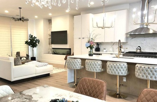 Apache Shores House | Exsqusite Home + Private Pool - Firefly Canyon