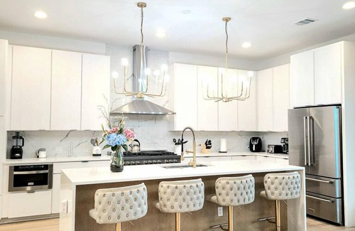 Apache Shores House | Exsqusite Home + Private Pool - Firefly Canyon