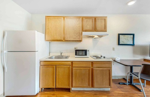 Del City Hotel | Extended Stay America Select Suites - Oklahoma City - Del City