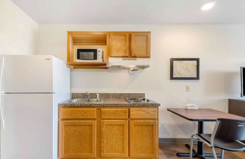 Del City Hotel | Extended Stay America Select Suites - Oklahoma City - Del City